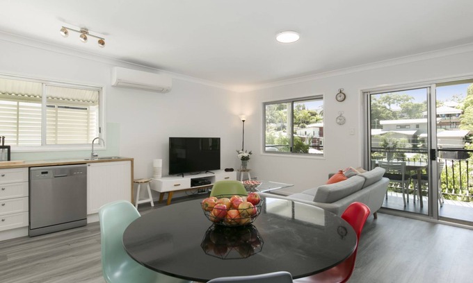 Auchenflower Apartment | Family-Friendly Tallywood Apt 2 in Auchenflower, Pet Welcome