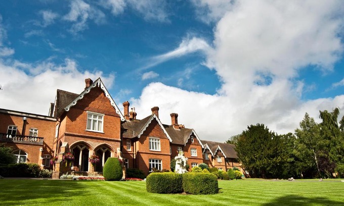 Basingstoke Hotel | Pet-Friendly Audleys Wood Hotel in Basingstoke - 4 Star Stay