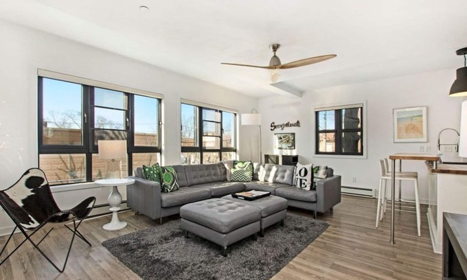 Saugatuck Condo | Book Now: Gorgeous Condo in Downtown Saugy with Bikes!
