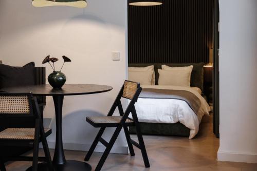 Brigittenau Apartment | Augarten City Loft with terrace