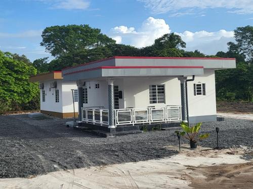 Republiek Apartment | Budget-Friendly Augi's Rental with Great Amenities