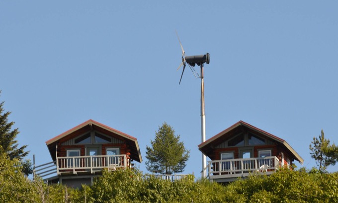 Anchor Point Cabin | Augustine Cabin overlooking the waters of Cook Inlet