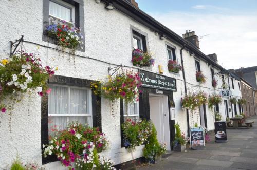 Denholm Hotel | Discover Auld Cross Keys Inn: Pet-Friendly & Family Welcoming
