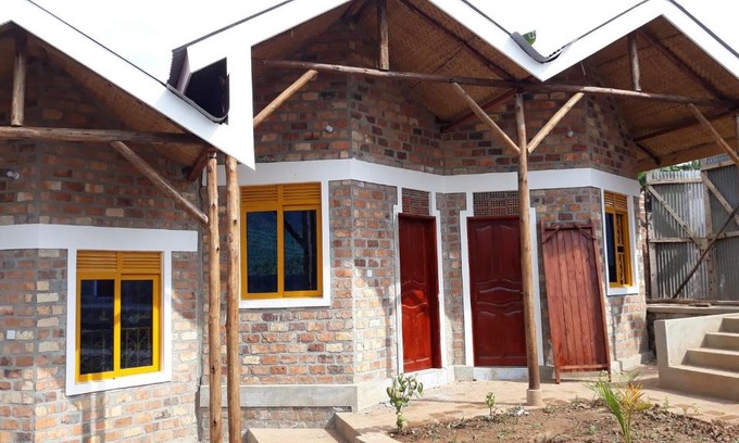 Western Region House | Pet-Friendly Comfort at Aunties Resort with Breakfast Included