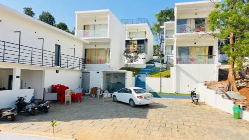 Vaduvanchal Resort | Aura safari