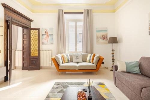 Sallustiano Apartment | Aurelian Crown Central Rome