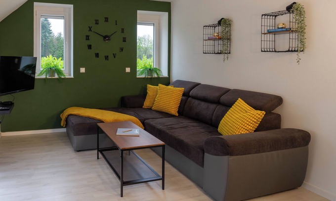 Hoheesche Apartment | Aurora#2 Fantastically quiet location, directly on the Ems-Jade Canal