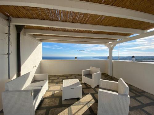 Santa Cesarea Terme House | Discover Aurora: Your Gateway to Unforgettable Stays