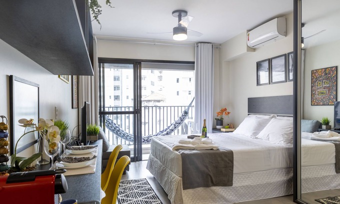 Republica Apartment | Experience Comfort at Aurora Paulistana with Pool & Spa