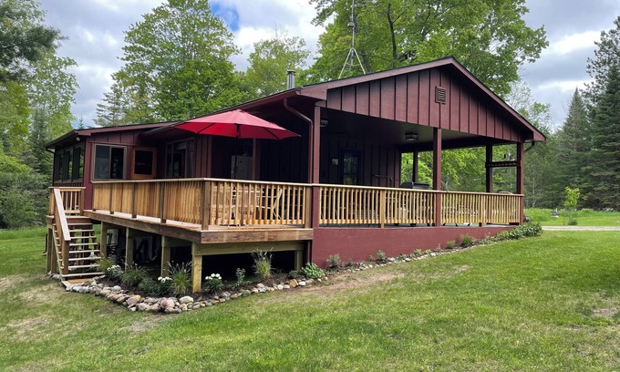 Grayling Cabin | Pet-Friendly AuSable River Cabin with Central Air & More