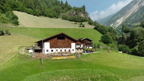 Senales House | Family-Friendly Getaway at Ausser Brugghof Hotel