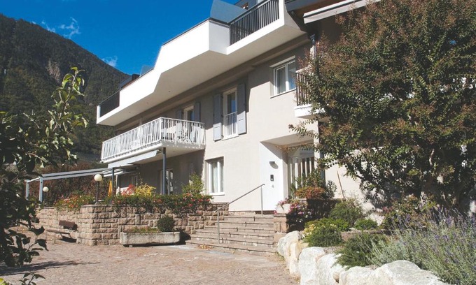 Lana Apartment | Oceanfront Ausserdorfer Apartments with Pool & Great Ratings