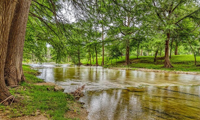 Wimberley House | Inviting Austin Cottage on Cypress Creek - Family Friendly Stay