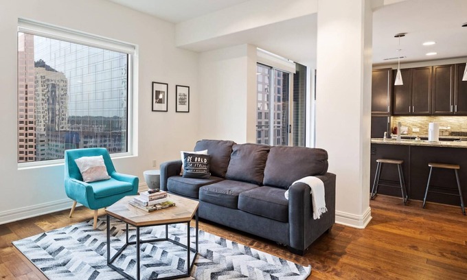 Waller Creek District Apartment | Austin | Modern 1BD/1BA Apartment