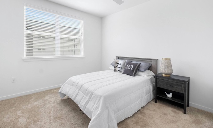Kyle Apartment | Experience Austin Oasis: Family-Friendly Retreat with Pool