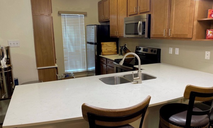 Barton Hills Apartment | Discover Austin Oasis on the Greenbelt for Family Getaways