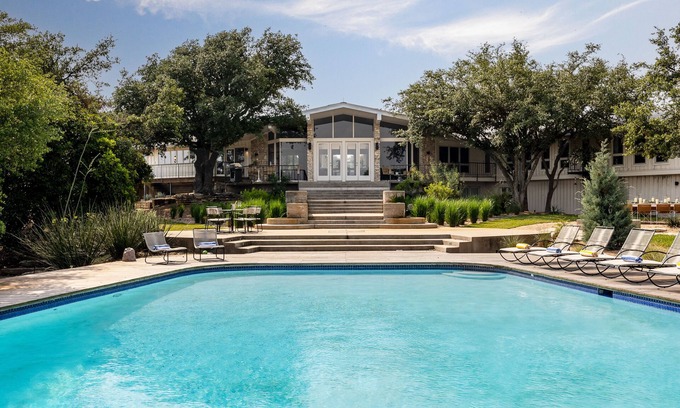 Ledge At Wild Basin House | Experience Austin Skyline Views with Private Pool & Hot Tub