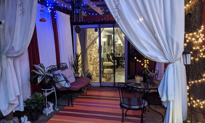 Austin House | Beautiful "Austintatious" Townhome with Lake Views 9.8/10