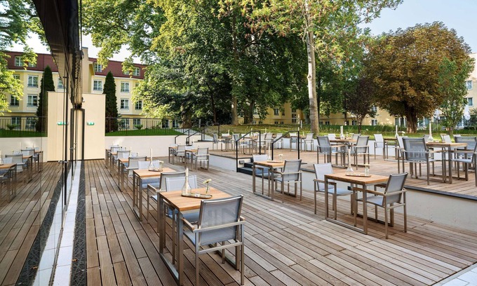 Hietzing Hotel | Experience Austria Trend Hotel Maximilian - 4-Star Comfort