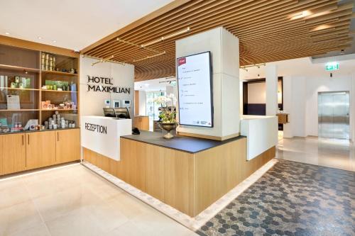 Hietzing Hotel | Elegant Austria Trend Hotel Maximilian: Pet Friendly & Rated 9/10