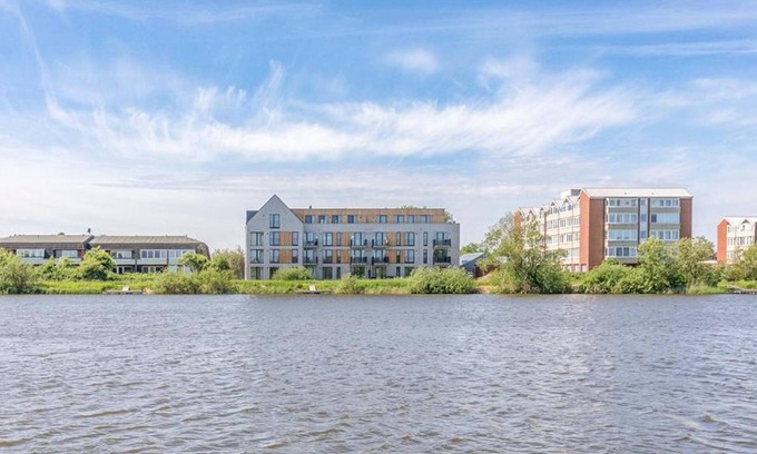 Norderhafen Apartment | Relaxing Getaway at Auszeit am Deich with Ocean Views
