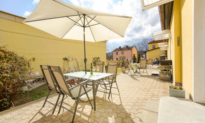Leoben Apartment | Relaxing AusZeit Leoben 1: Terrace & Free Parking