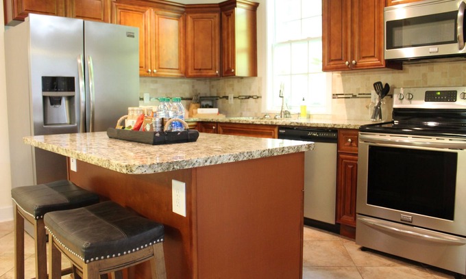 Edgewood House | Inviting Edgewood 3 Bed House with Private Yard & Pet Friendly