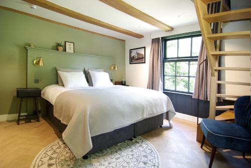 Frankendael Hotel | Cozy Farmhouse Getaway at De Vergulden Eenhoorn