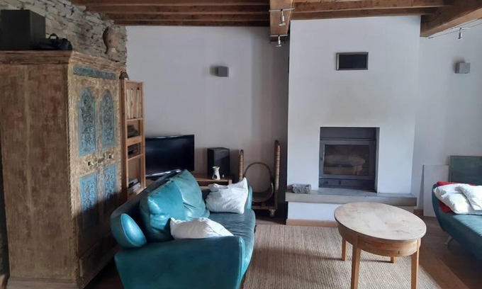 Haulme House | Inviting Home in Semoy Valley, Perfect for Families