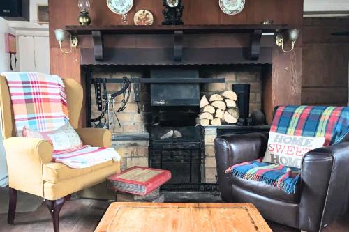 Ballymascanlan House | Charming Irish Cottage in Scenic Ballymascanlon