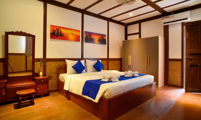 Siem Reap House | Cozy Khmer House with Inviting Garden Views
