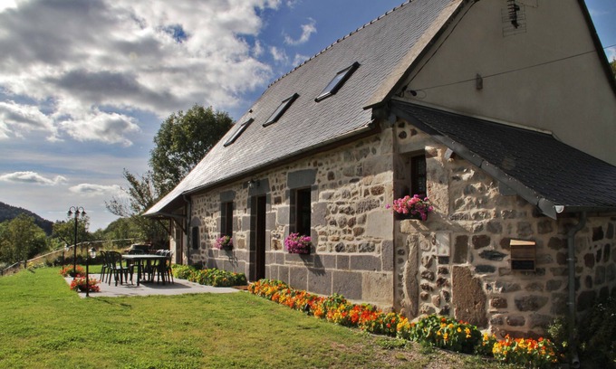 Mont-Dore Cottage | Mountain Buron with Breathtaking Views & Top Amenities