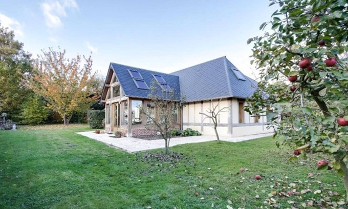 Appeville-Annebault House | Charming Normandy Farmhouse Near Pont-Audemer with Kitchen
