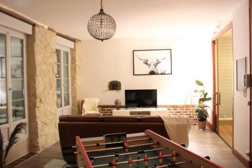Auch Apartment | Authentic & Inviting Home: Pet-Friendly with Breakfast