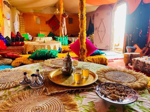 M'Hamid El Ghizlane Other | Experience the Authentique Berber Camp: Pets Welcome!