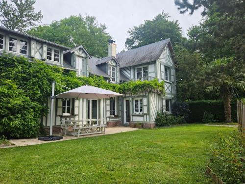Tourgeville House | Charming Normande House with Pool and Ocean Views