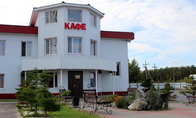 Nefteyugansky District Hotel | Cozy Auto Camping Relax: Guest Rated 9/10 with Hot Tub