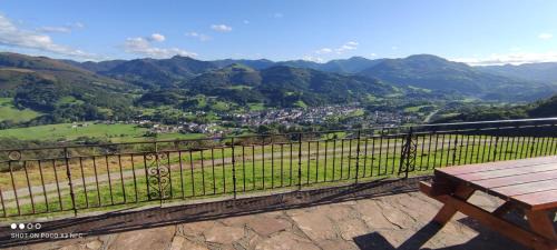 Baztan House | Pet-Friendly Retreat at Autxikoborda with High Ratings