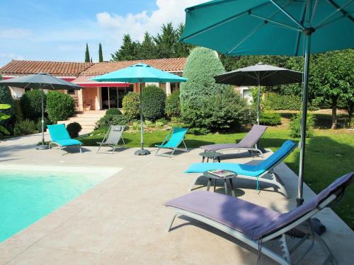 Logrian-Florian Villa | Discover Aux Cyprès du Sud: Oceanfront Retreat Awaits