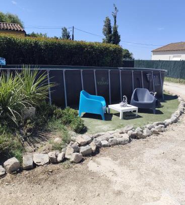 Saliers Apartment | Discover Aux Portes de Camargue with Pool and Ocean Views