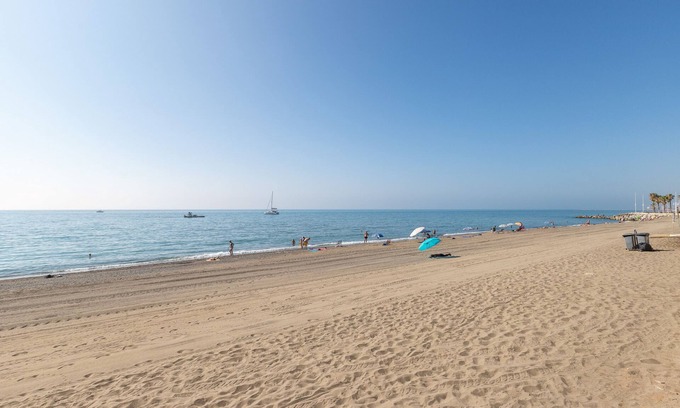 Parque Ayala House | Discover AUXI'S HOME: Central Malaga Apartment with Free Wifi