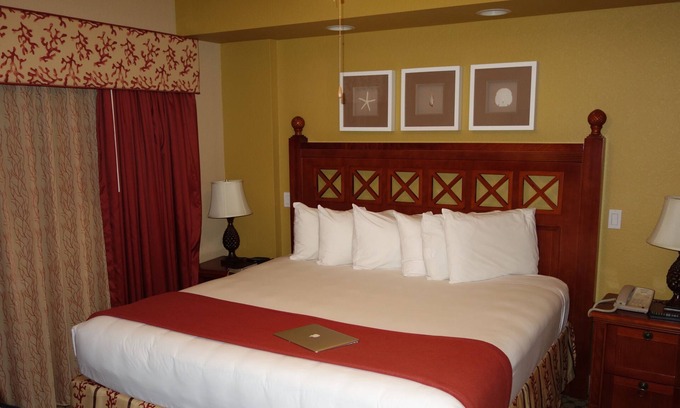 Florida Central Atlantic Coast Apartment | Ideal Location Near Parks & Shopping with Family Amenities