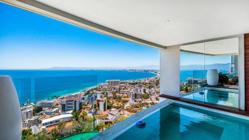 Romantic Zone Apartment | Gorgeous Avalon Retreat with Private Pool & Hot Tub