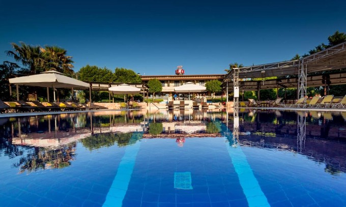 Thermi Hotel | Experience Avalon Airport Hotel Thessaloniki with Ocean Views