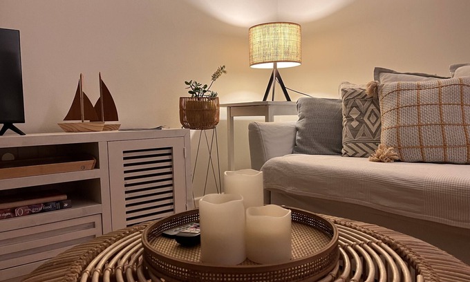 Avalon Beach Apartment | Oceanfront Avalon Beach Apartment with Top-Rated Amenities