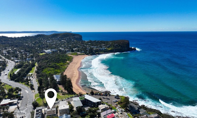 Avalon Beach Apartment | avalon breakers retreat… just steps to Avalon beach…