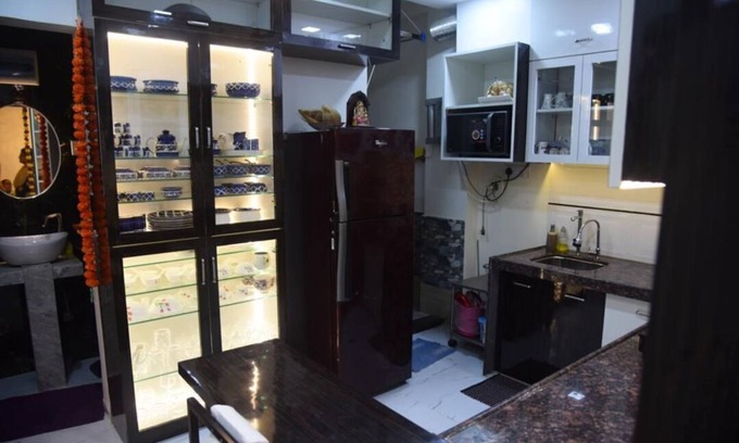 Nagpur Apartment | Inviting 2BHK Flat in Manish Nagar - Family & Pet Friendly