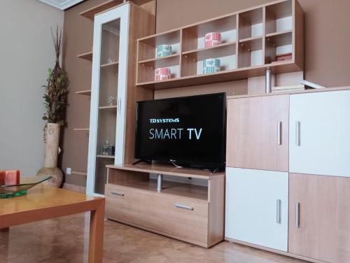 Elche Apartment | Prime Location: Avenida de Alicante in Elche, Rated 9.7/10