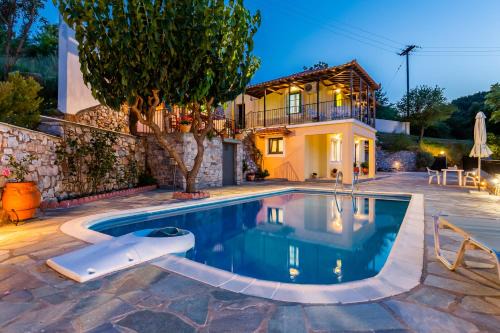 Skopelos Villa | Experience Avgeri Villa with Pool and Ocean Views