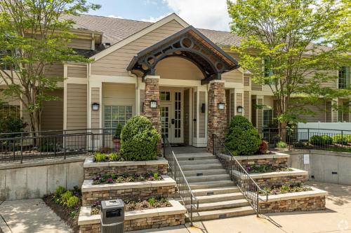 Malvern Hotel | Inviting Avia Residences on Lincoln - Extended Stay Retreat